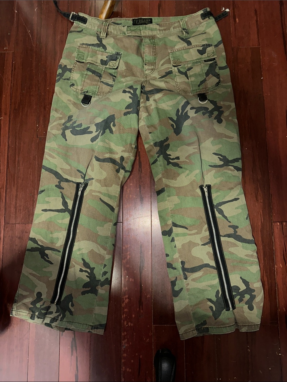 Tripp NYC Green Camo Zip-Detail Cargo Pants